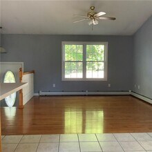 86 1/2 Church St in West Warwick, RI - Building Photo - Building Photo