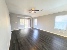 9514 Manorstone Ct in Houston, TX - Building Photo