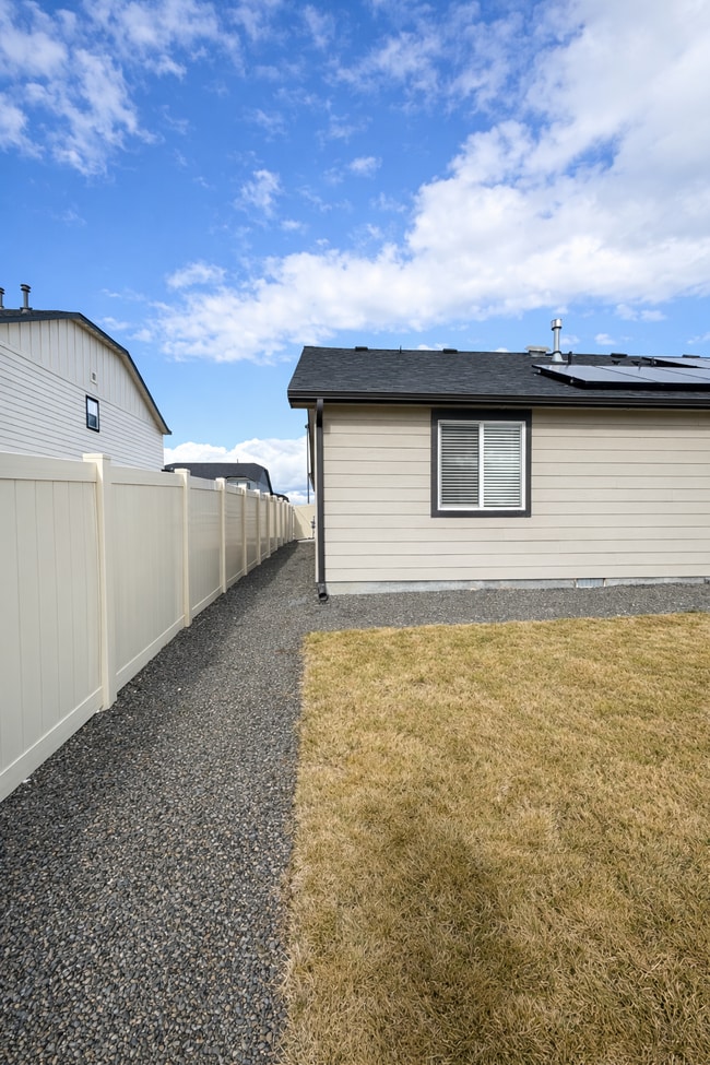 1901 E Porter St in Kuna, ID - Building Photo - Building Photo