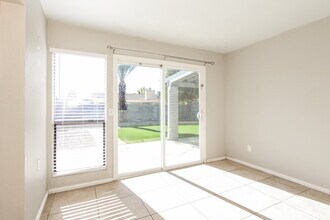 5523 W Villa Maria Dr in Glendale, AZ - Building Photo - Building Photo