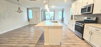 904 Kinsey Aly in Charlotte, NC - Building Photo