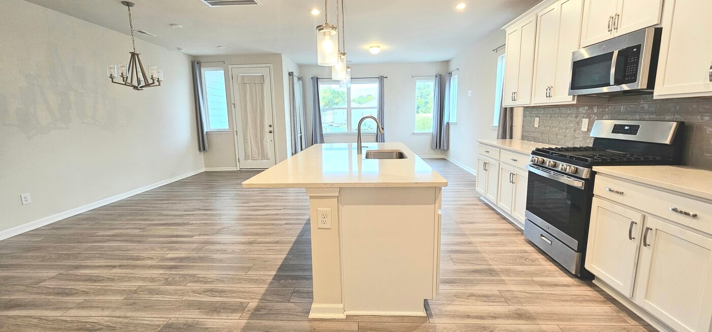 904 Kinsey Aly in Charlotte, NC - Building Photo