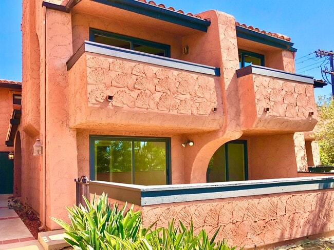 5764 Cam Del Cielo in Bonsall, CA - Building Photo - Building Photo