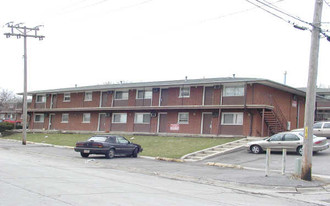 2242 Burr Oak Ave Apartamentos