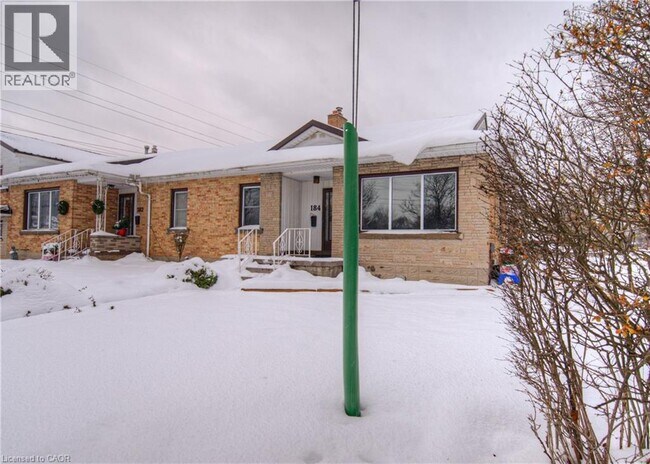 184 Patricia Ave in Kitchener, ON - Building Photo - Building Photo