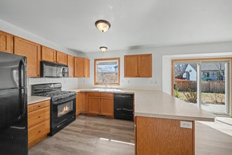 2348 Forsythia Ct in Loveland, CO - Building Photo - Building Photo