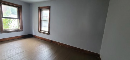 82 S 6th Ave in Coatesville, PA - Foto de edificio - Building Photo