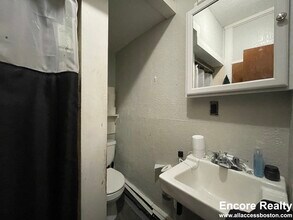 41 Anderson St, Unit 3-2 in Boston, MA - Building Photo - Building Photo