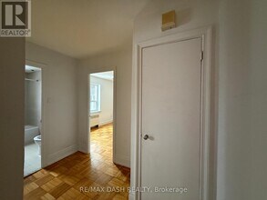 69 Old Mill Terrace in Toronto, ON - Building Photo - Building Photo