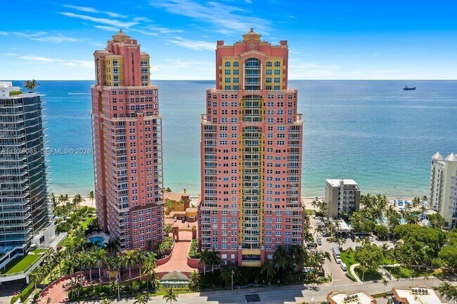 2110 N Ocean Blvd, Unit 21B in Fort Lauderdale, FL - Building Photo - Building Photo