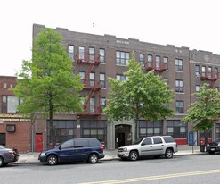 Harding Court in Brooklyn, NY - Building Photo