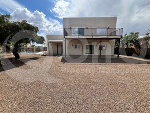 9202 N Camino del Fierro in Tucson, AZ - Building Photo - Building Photo