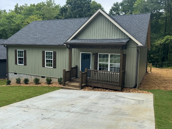 158 Drake Rd in Dalton, GA - Building Photo - Building Photo