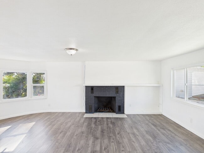 2135 Washington St in Lemon Grove, CA - Building Photo - Building Photo