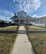 355 Poplar St in Wyandotte, MI - Building Photo