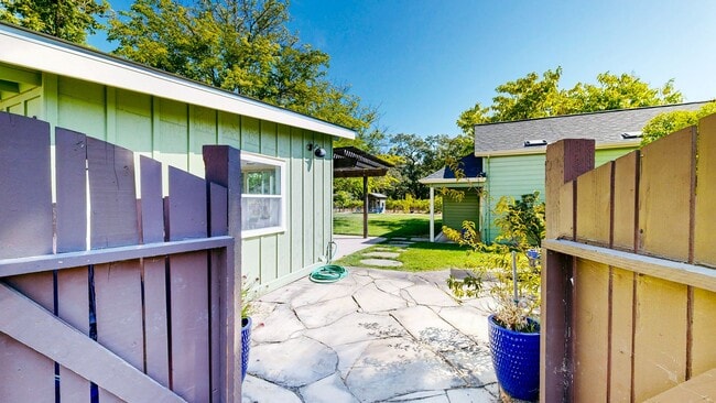 3343 Piner Rd in Santa Rosa, CA - Foto de edificio - Building Photo