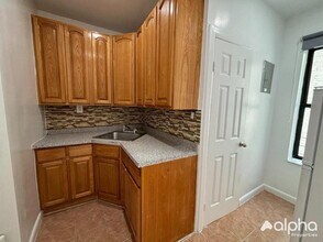 171 E 101st St in New York, NY - Building Photo - Building Photo