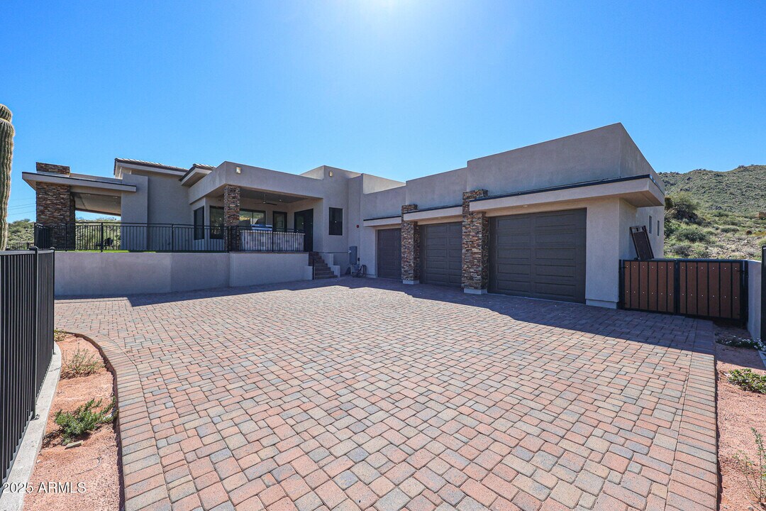 14914 E Zapata Dr in Fountain Hills, AZ - Building Photo