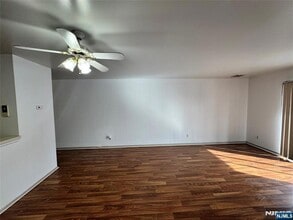 19 Plauderville Ave, Unit 101 in Garfield, NJ - Building Photo - Building Photo