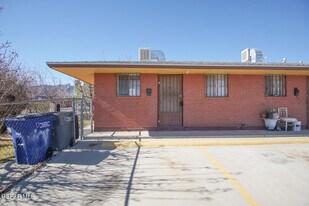 4031 Thomason Ave in El Paso, TX - Building Photo