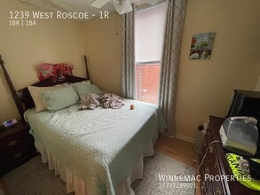 1239 W Roscoe St in Chicago, IL - Building Photo - Building Photo
