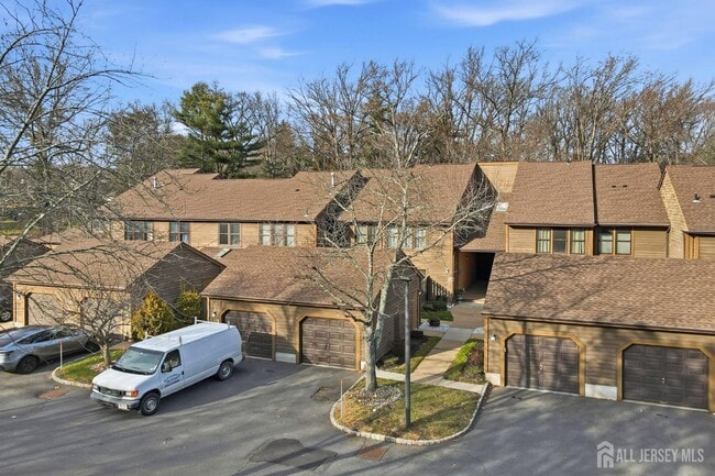property at 85 Laurel Hollow Ct