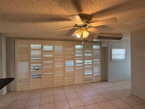 3943 Freedom Ave in Sarasota, FL - Building Photo - Building Photo