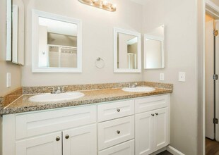 5113 Peaceful Pond Ave in Las Vegas, NV - Building Photo - Building Photo