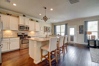 31819 Chapel Rock Ln in Spring, TX - Foto de edificio - Building Photo