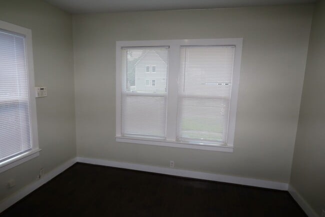 property at 2515 Cleburne St