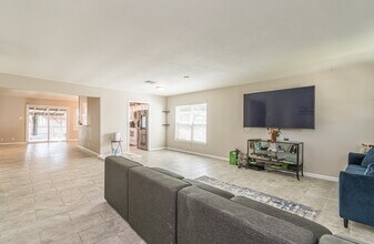 7922 Misty Forest in San Antonio, TX - Building Photo - Building Photo