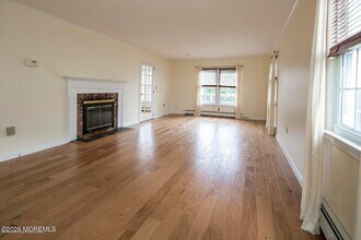 69 Lafayette St in Rumson, NJ - Building Photo - Building Photo