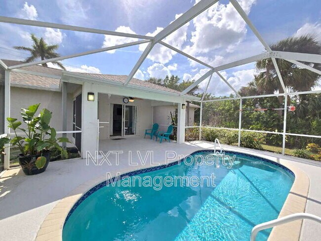 2507 Embers Pkwy W in Cape Coral, FL - Building Photo - Building Photo