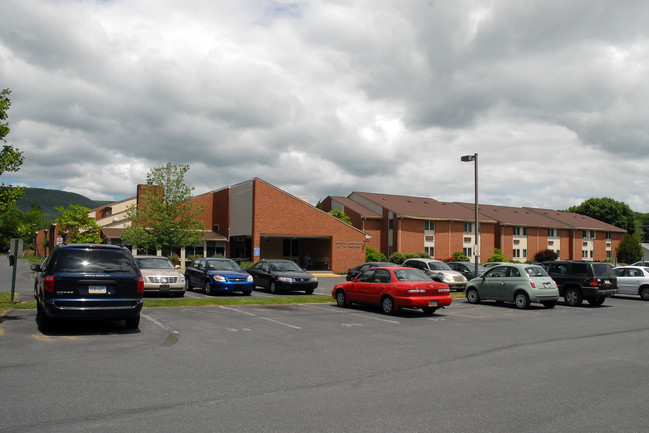 Episcopal Apartments of the Slate Belt in Bangor, PA - Building Photo - Building Photo