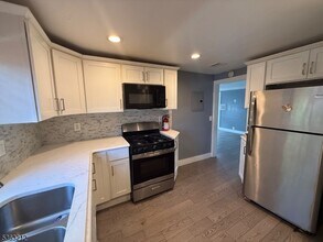 284 Isabella Ave in Irvington, NJ - Building Photo - Building Photo