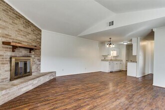 6423 Westcreek Dr in Fort Worth, TX - Building Photo - Building Photo