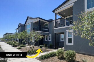 11300 N Casa Dega Dr in Surprise, AZ - Foto de edificio - Building Photo