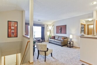 Albany Commons in Westerville, OH - Foto de edificio - Building Photo