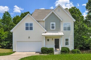 180 Willowbrook Cir in Clayton, NC - Building Photo