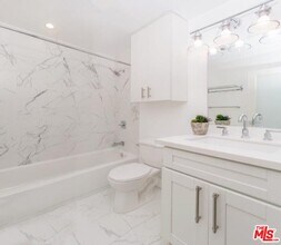 11235 Richland Ave in Los Angeles, CA - Building Photo - Building Photo