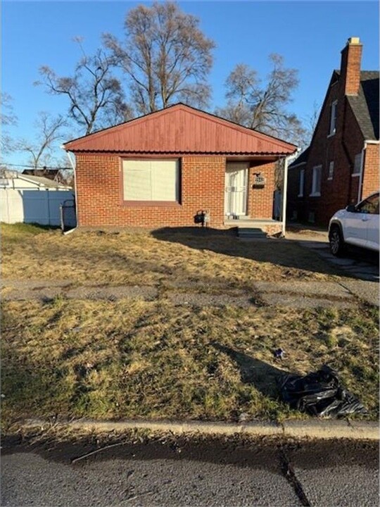 9540 Rutland St in Detroit, MI - Building Photo