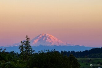 14407 SE 55th St in Bellevue, WA - Building Photo - Building Photo