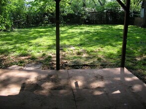 1540 Virginia Dr in Bowling Green, KY - Building Photo - Building Photo