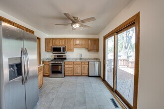 1015 Wilson Ave in Wheaton, IL - Building Photo - Building Photo