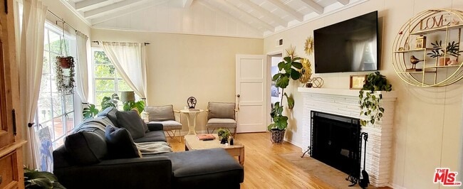 4733 San Feliciano Dr in Los Angeles, CA - Building Photo - Building Photo