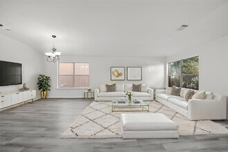 1318 Hawks Nest Dr in Houston, TX - Building Photo - Building Photo