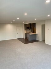 7740 Redlands St, Unit G3083 in Playa Del Rey, CA - Building Photo - Building Photo