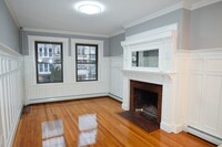 48 Englewood Ave, Unit 3 in Boston, MA - Building Photo - Building Photo