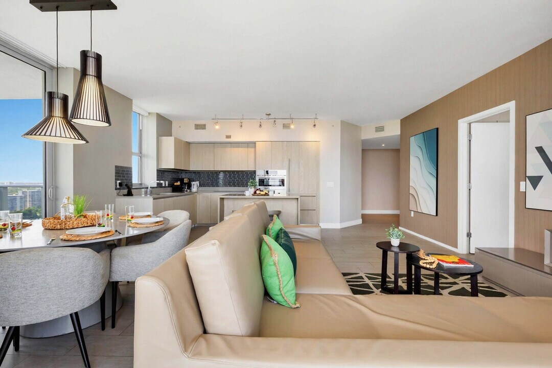 4010 S Ocean Dr, Unit ID1227384P in Hollywood, FL - Building Photo