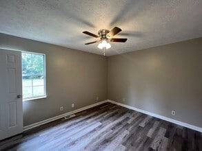 1165 Payne School Dr in Sevierville, TN - Building Photo - Building Photo